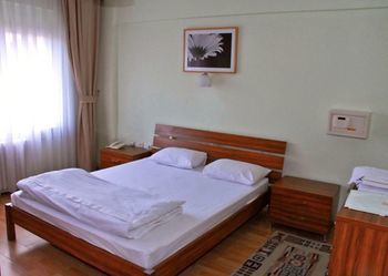 Vip Apart Hotel 伯萨 外观 照片